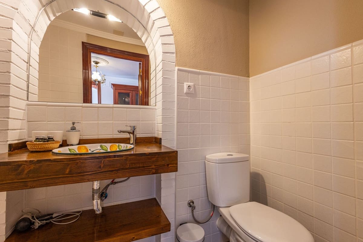 6 quarto Quinta/Casa Rural para venda em Canillas de Albaida com piscina garagem - 1 195 000 € (Ref: 9955532)