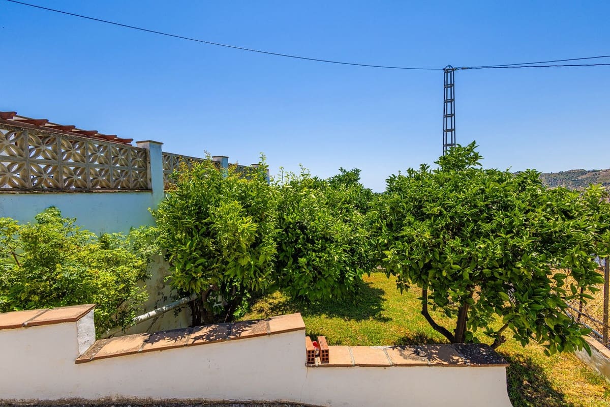 6 quarto Quinta/Casa Rural para venda em Canillas de Albaida com piscina garagem - 1 195 000 € (Ref: 9955532)