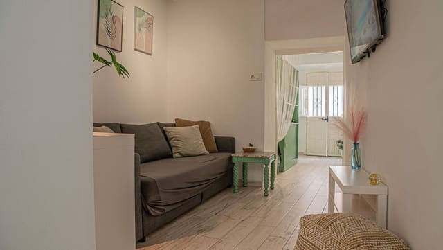 2 makuuhuone Omakotitalo myytävänä paikassa Alora - 122 000 € (Ref: 9956218)