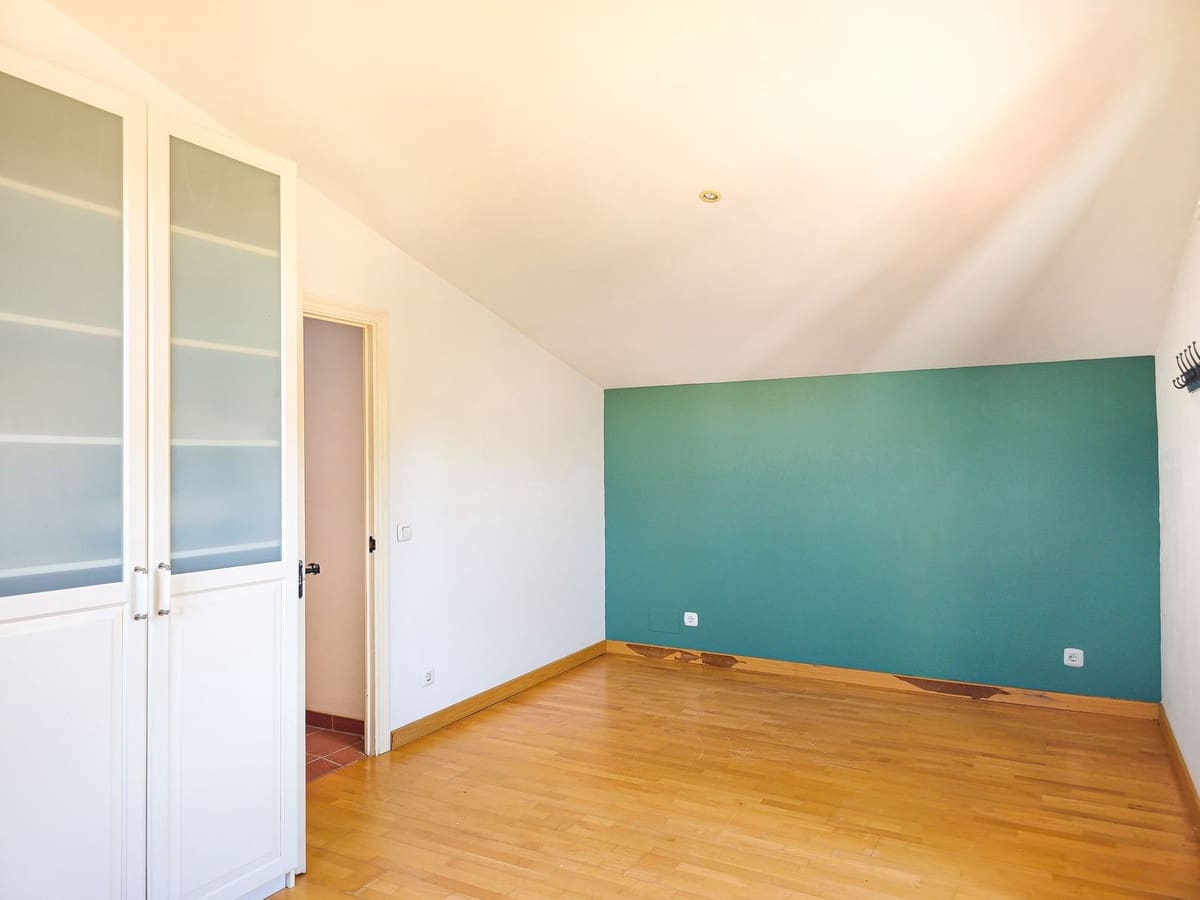 4 soveværelse Villa til salg i Velez-Malaga med swimmingpool garage - € 595.000 (Ref: 9956695)