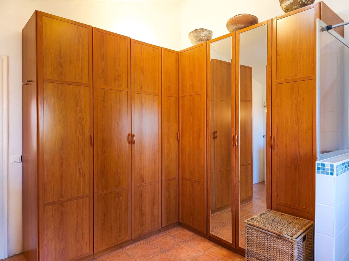 4 soveværelse Villa til salg i Velez-Malaga med swimmingpool garage - € 595.000 (Ref: 9956695)