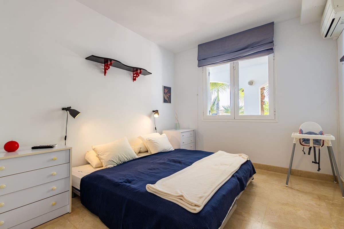 4 sypialnia Willa na sprzedaż w Salobrena z basenem garażem - 795 000 € (Ref: 9958417)
