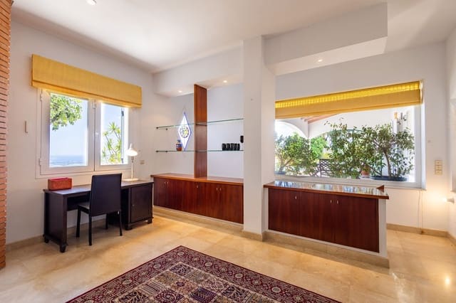4 sypialnia Willa na sprzedaż w Salobreña z basenem garażem - 795 000 € (Ref: 9958417)
