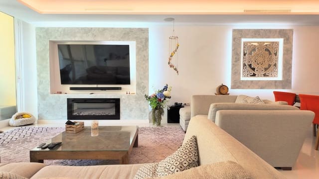 4 sypialnia Dom na sprzedaż w Marbella z basenem garażem - 895 000 € (Ref: 9961169)