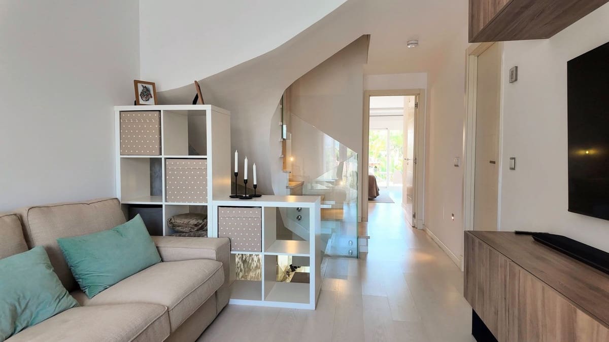 4 sypialnia Dom na sprzedaż w Marbella z basenem garażem - 895 000 € (Ref: 9961169)