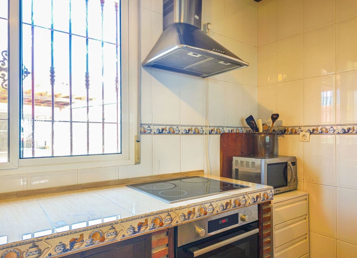 2 sypialnia Willa na sprzedaż w Salobrena z basenem garażem - 319 990 € (Ref: 9961624)