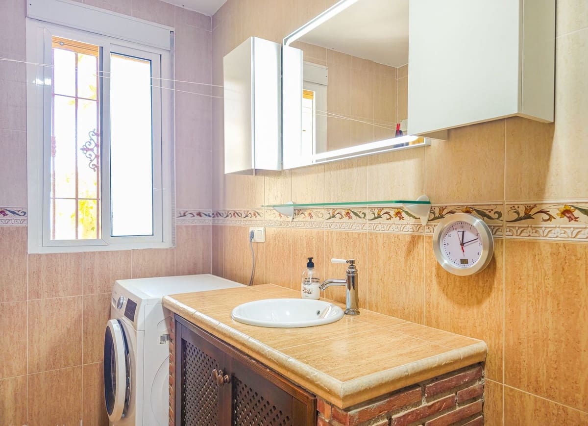 2 sypialnia Willa na sprzedaż w Salobrena z basenem garażem - 319 990 € (Ref: 9961624)