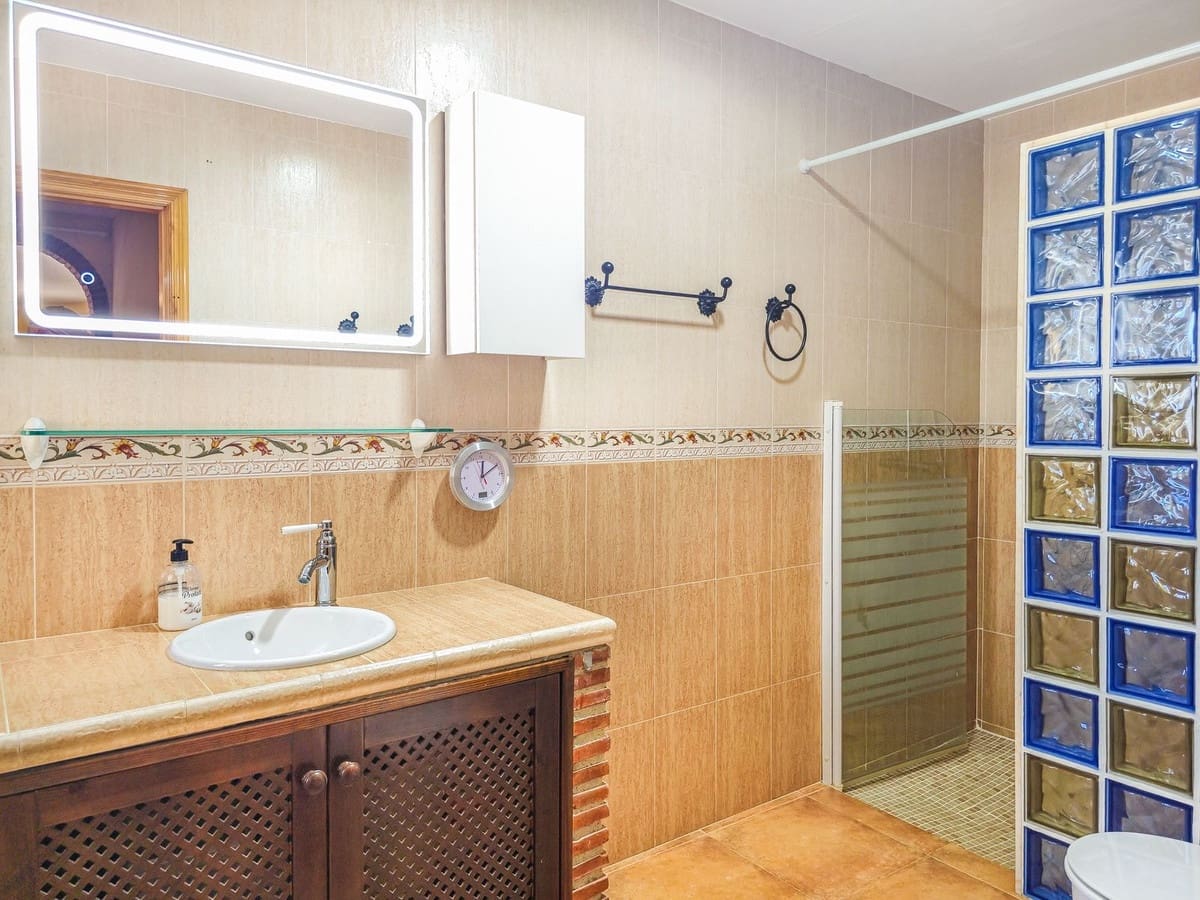 2 sypialnia Willa na sprzedaż w Salobrena z basenem garażem - 319 990 € (Ref: 9961624)