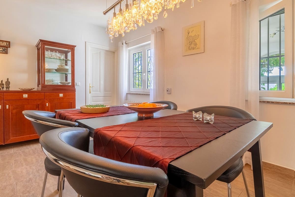 4 soverom Villa til salgs i Competa med svømmebasseng garasje - € 645 000 (Ref: 9964516)