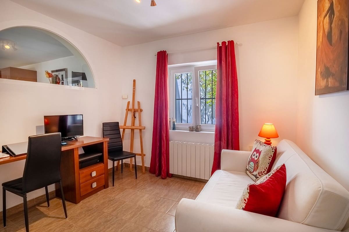 4 soverom Villa til salgs i Competa med svømmebasseng garasje - € 645 000 (Ref: 9964516)