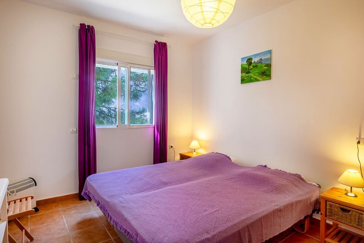 4 soverom Villa til salgs i Competa med svømmebasseng garasje - € 645 000 (Ref: 9964516)