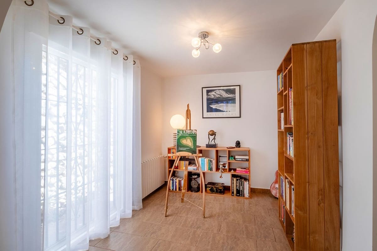 4 soverom Villa til salgs i Competa med svømmebasseng garasje - € 645 000 (Ref: 9964516)