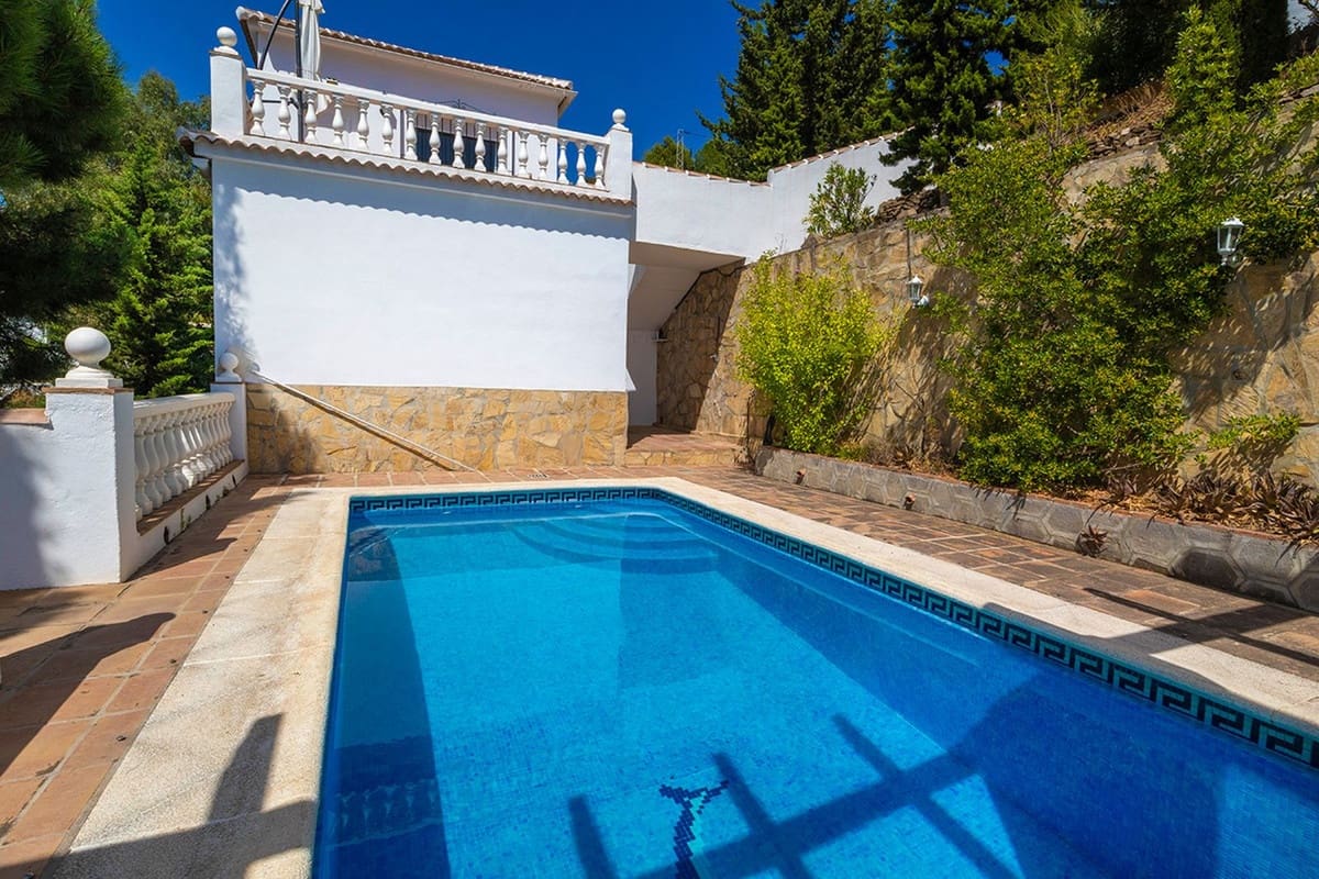 4 soverom Villa til salgs i Competa med svømmebasseng garasje - € 645 000 (Ref: 9964516)