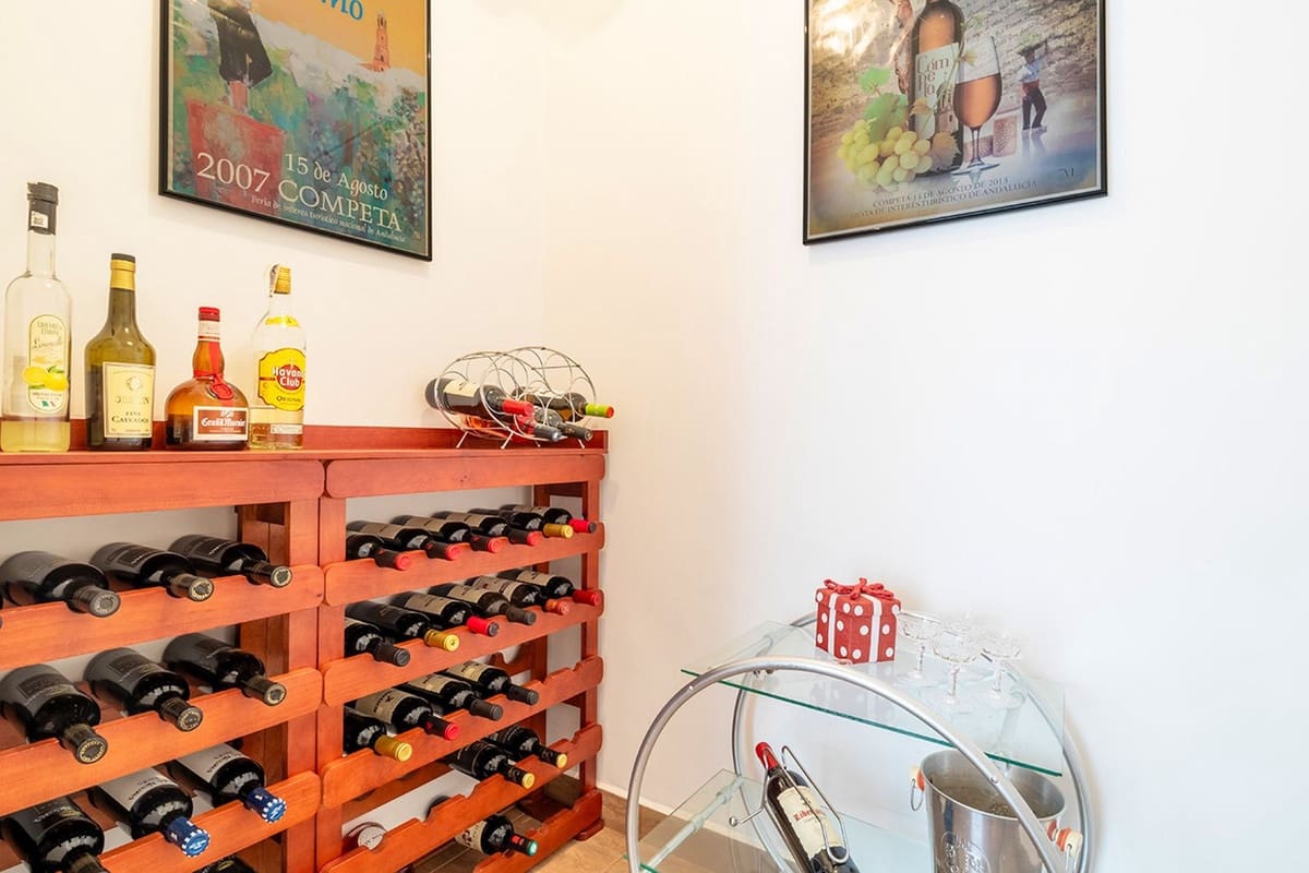 4 soverom Villa til salgs i Competa med svømmebasseng garasje - € 645 000 (Ref: 9964516)