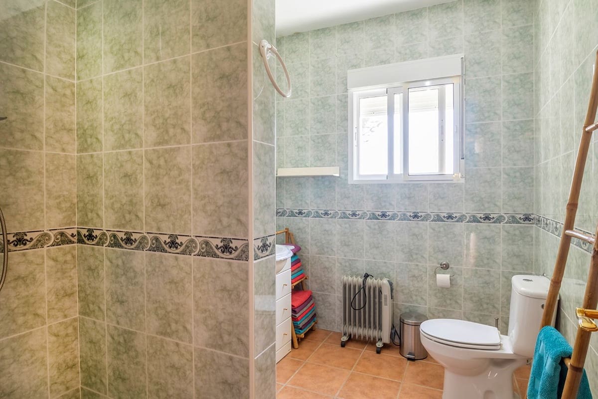 4 soverom Villa til salgs i Competa med svømmebasseng garasje - € 645 000 (Ref: 9964516)