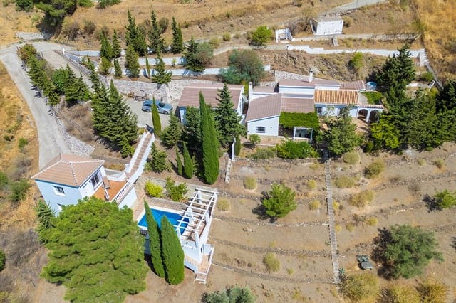 4 soverom Villa til salgs i Cómpeta med svømmebasseng garasje - € 645 000 (Ref: 9964516)