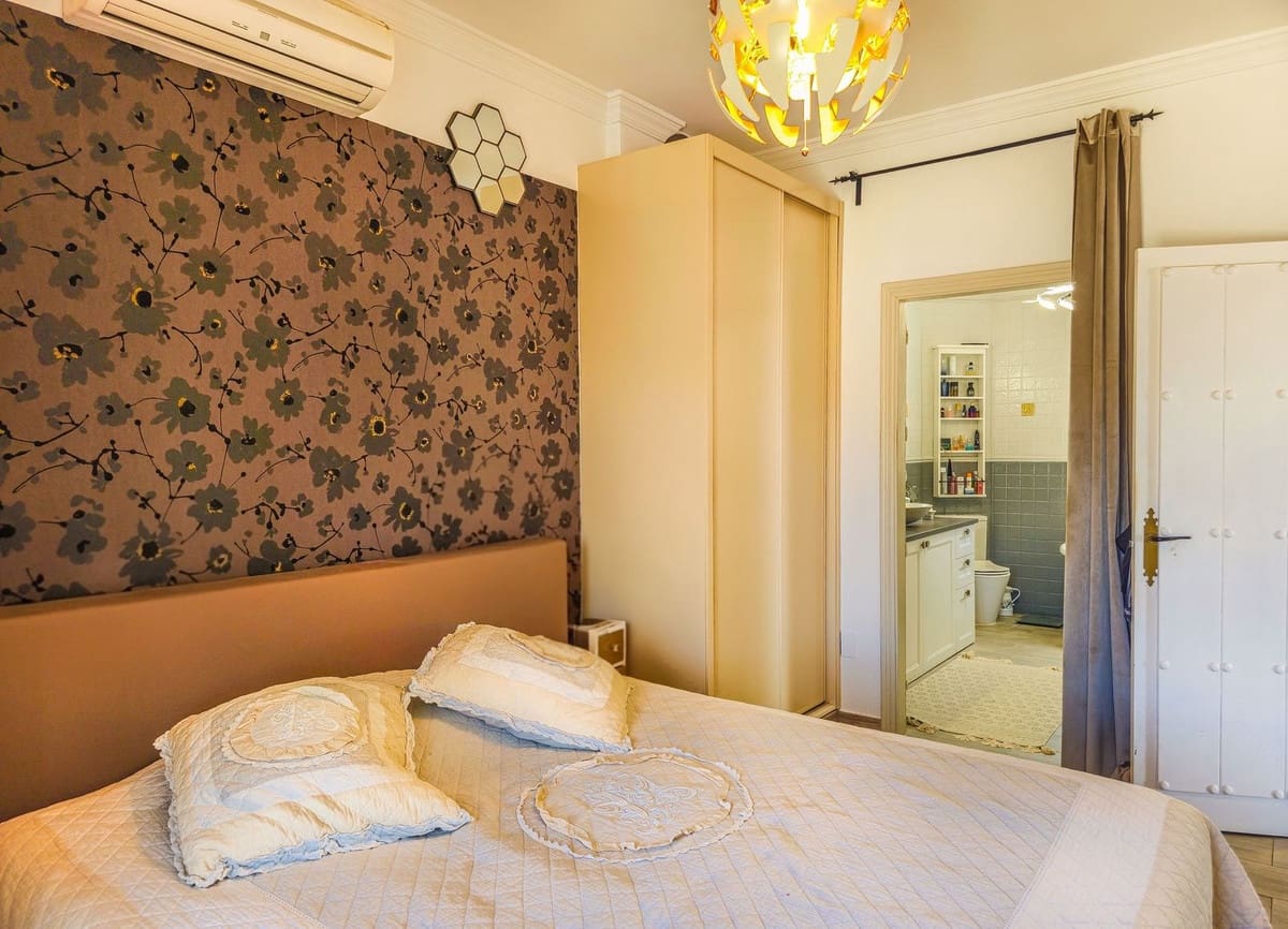 3 sypialnia Willa na sprzedaż w Arenas z basenem garażem - 470 000 € (Ref: 9964571)