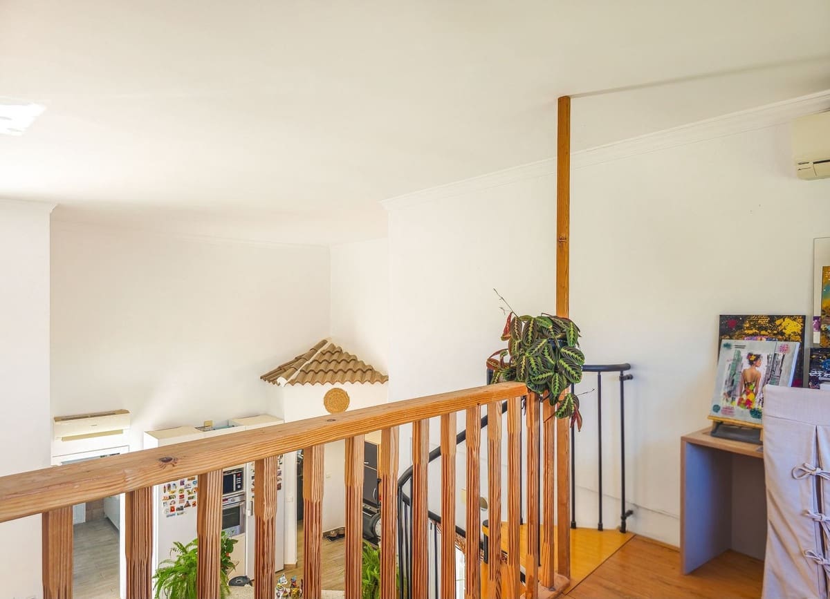 3 sypialnia Willa na sprzedaż w Arenas z basenem garażem - 470 000 € (Ref: 9964571)
