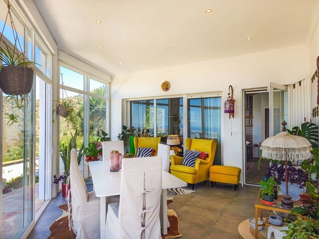 3 sypialnia Willa na sprzedaż w Arenas z basenem garażem - 470 000 € (Ref: 9964571)