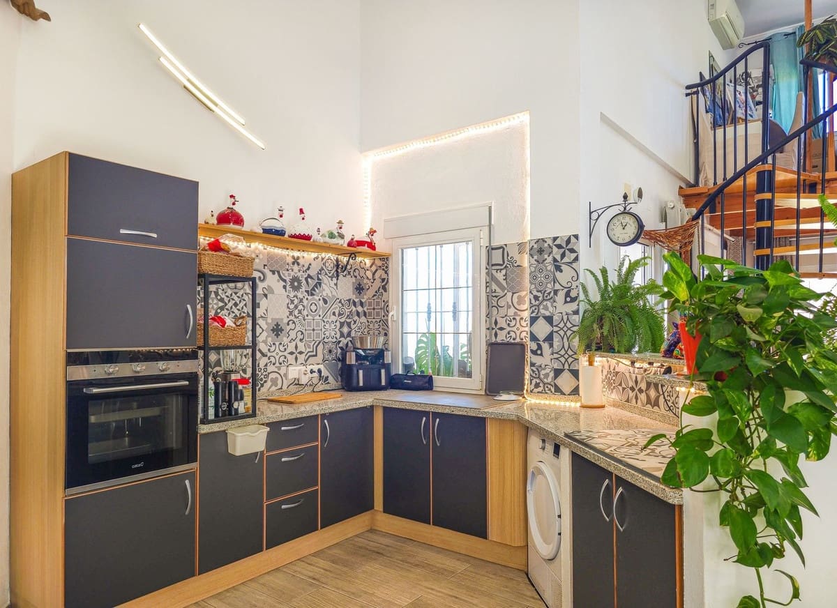 3 sypialnia Willa na sprzedaż w Arenas z basenem garażem - 470 000 € (Ref: 9964571)
