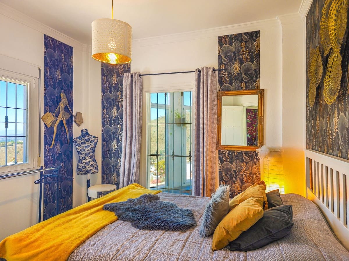 3 sypialnia Willa na sprzedaż w Arenas z basenem garażem - 470 000 € (Ref: 9964571)