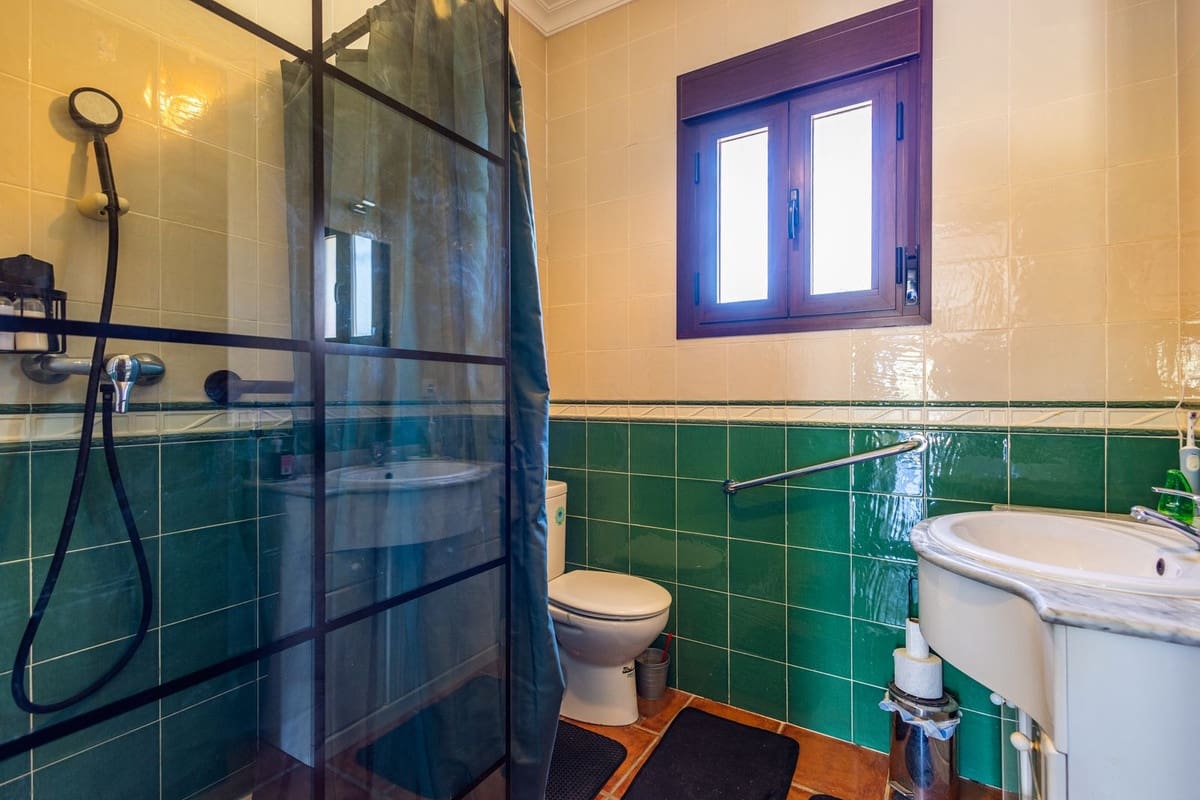 3 soverom Finca/Herregård til salgs i Villanueva de Algaidas med svømmebasseng garasje - € 265 000 (Ref: 9973813)