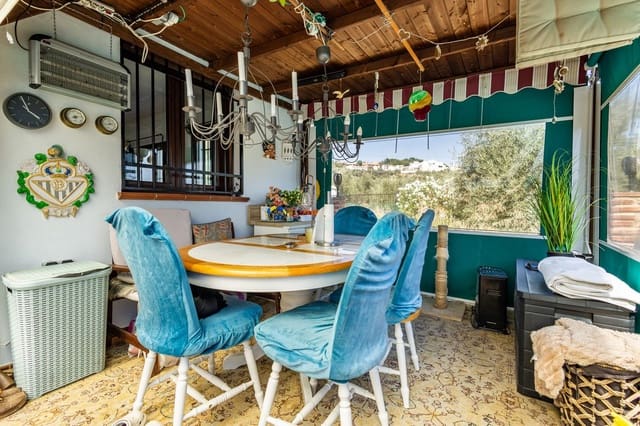 3 soverom Finca/Herregård til salgs i Villanueva de Algaidas med svømmebasseng garasje - € 265 000 (Ref: 9973813)