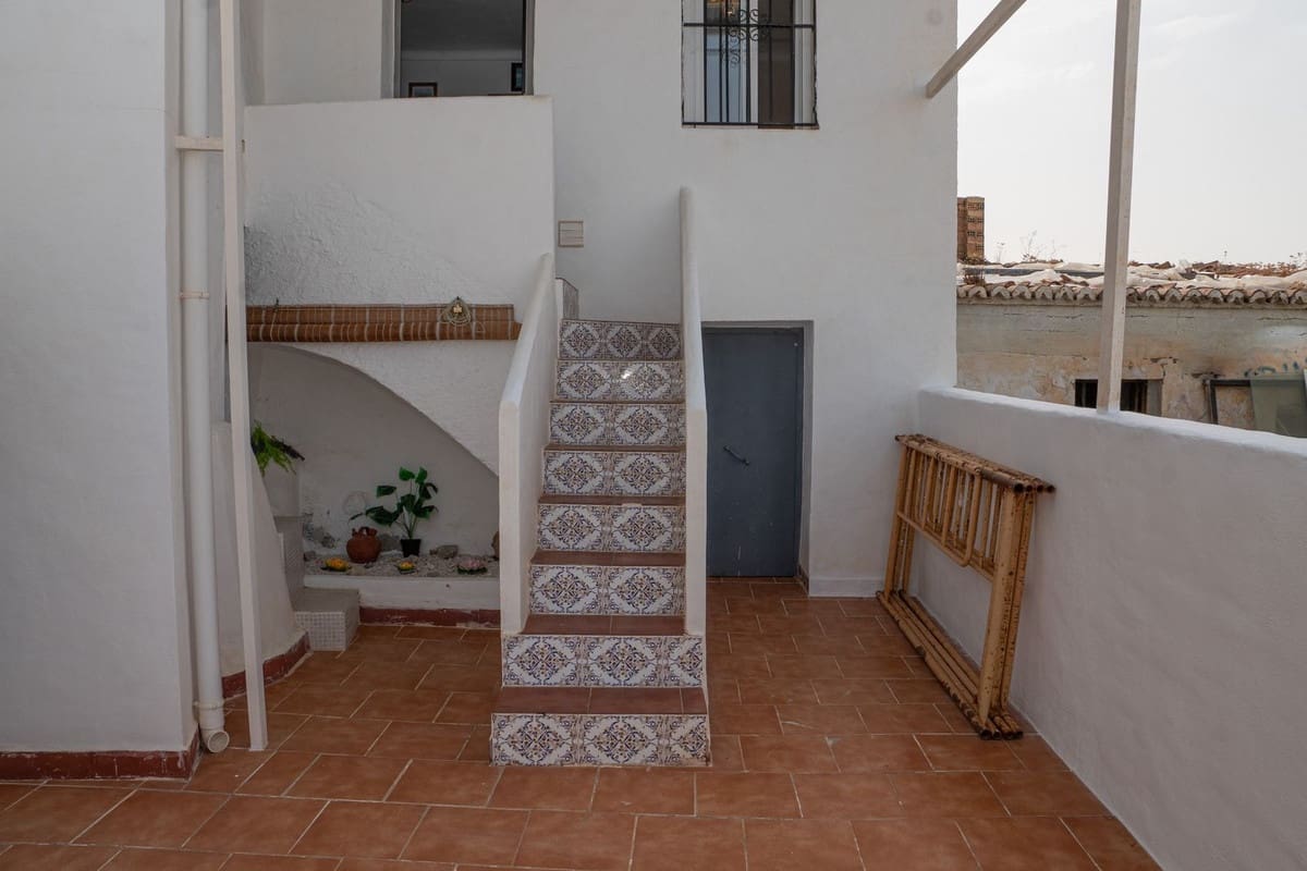 2 sovrum Hus till salu i Alora med garage - 179 000 € (Ref: 9987155)