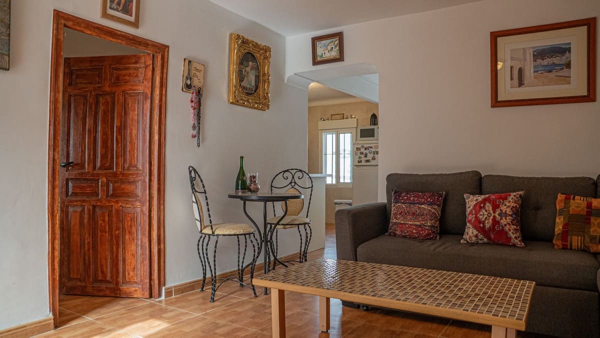 2 sovrum Hus till salu i Alora med garage - 179 000 € (Ref: 9987155)