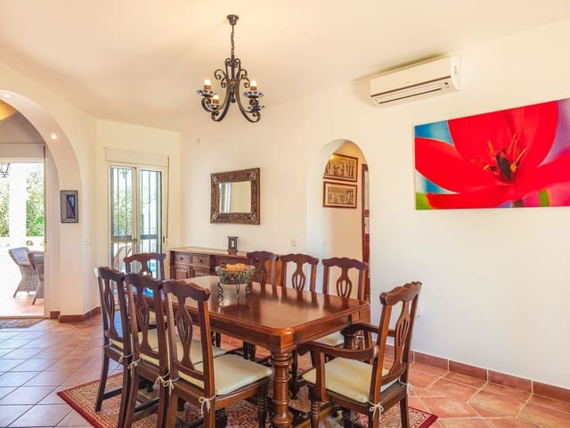 4 camera da letto Villa in vendita in Arenas con piscina garage - 675.000 € (Rif: 9991974)