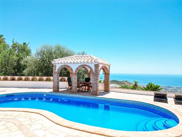4 camera da letto Villa in vendita in Arenas con piscina garage - 675.000 € (Rif: 9991974)
