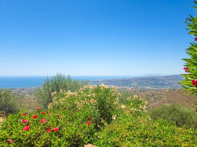 4 camera da letto Villa in vendita in Arenas con piscina garage - 675.000 € (Rif: 9991974)