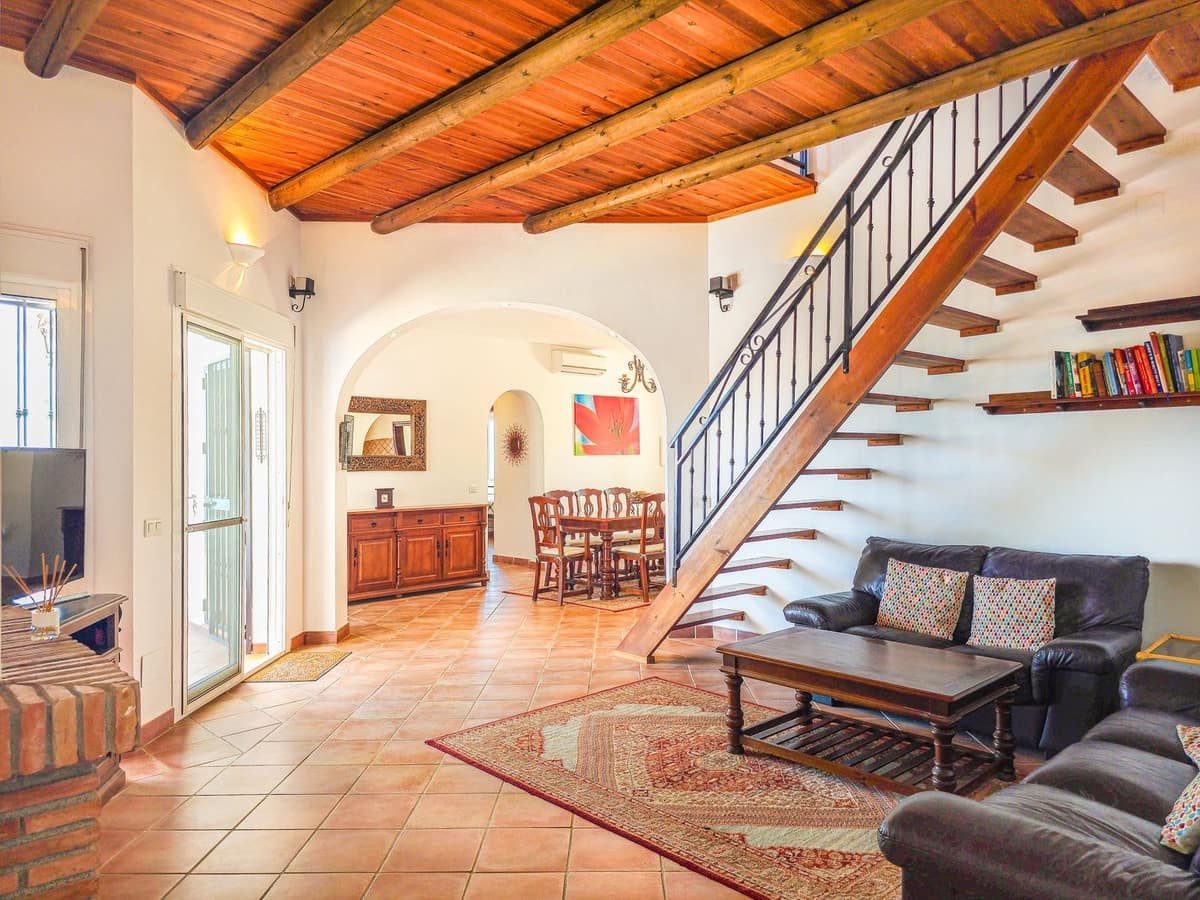 4 slaapkamer Villa te koop in Arenas met zwembad garage - € 675.000 (Ref: 9991974)