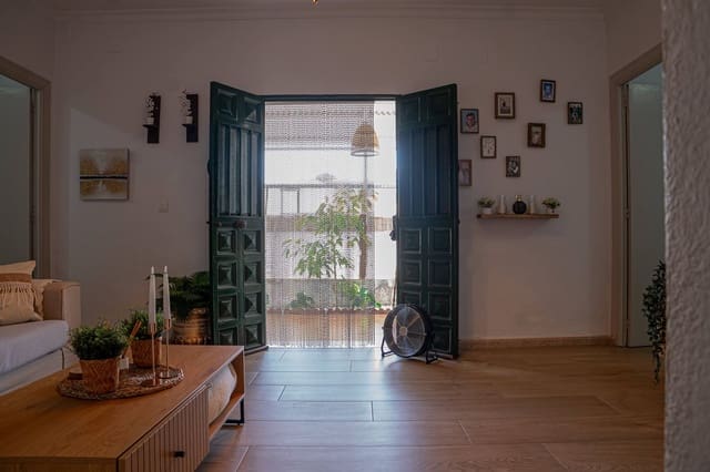 2 bedroom Townhouse for sale in Alora - € 179,500 (Ref: 9997510)