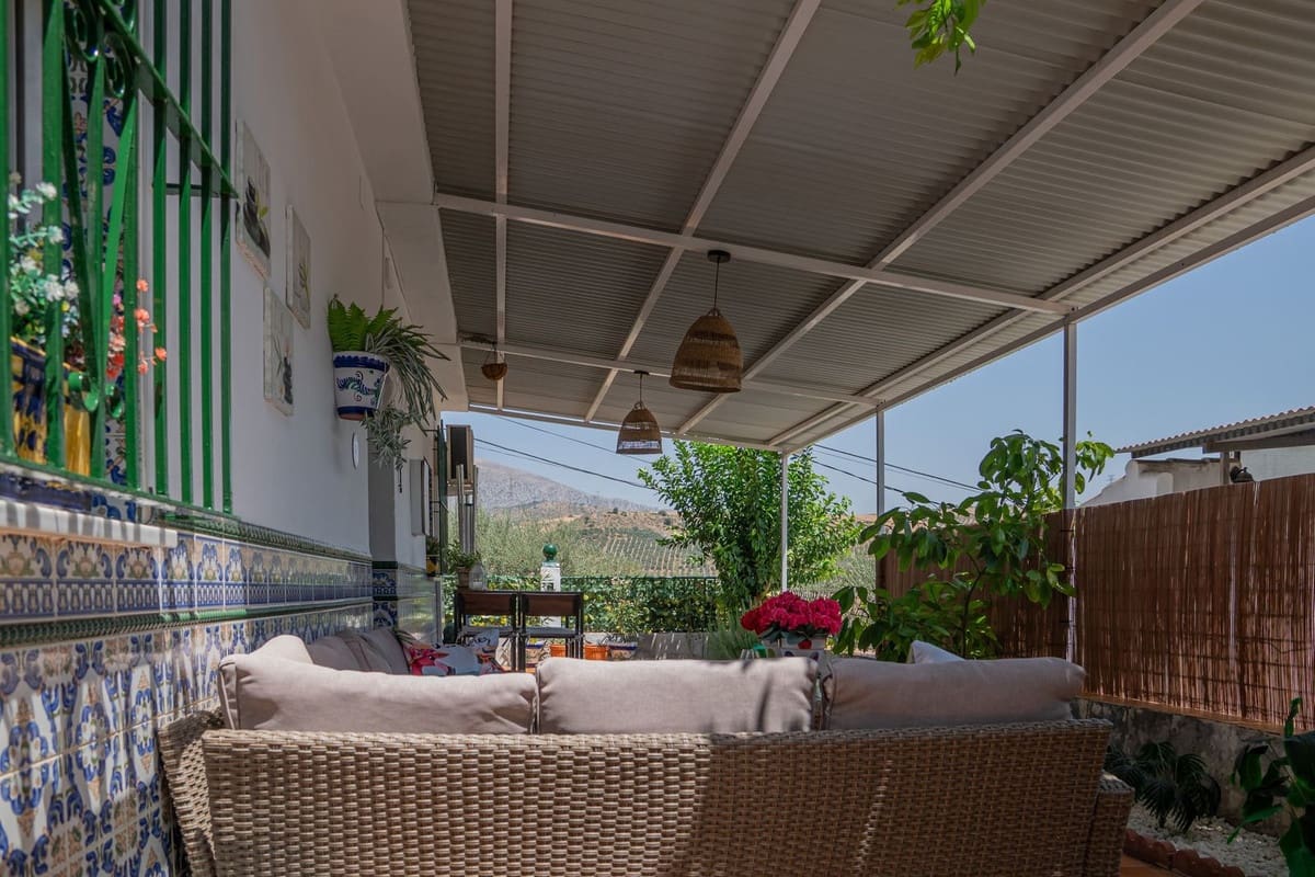 2 bedroom Townhouse for sale in Alora - € 179,500 (Ref: 9997510)