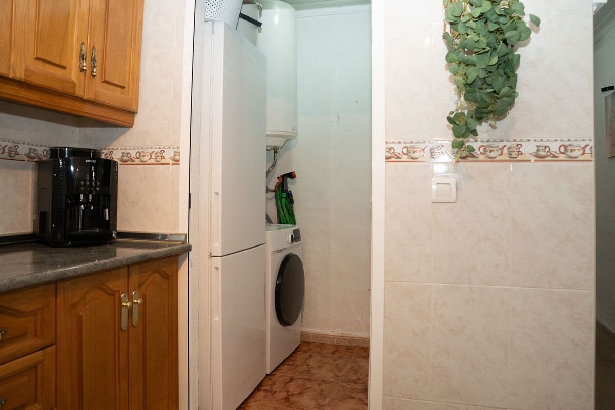 2 bedroom Townhouse for sale in Alora - € 179,500 (Ref: 9997510)