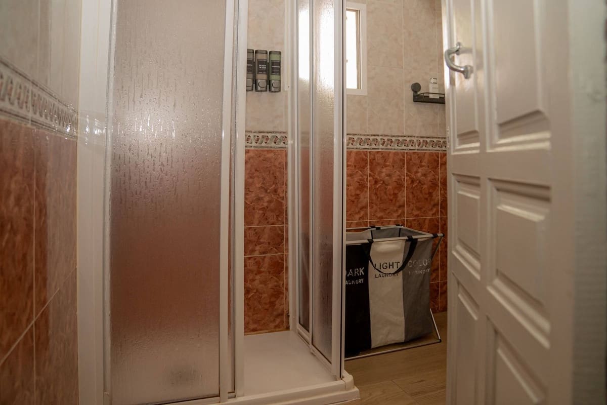 2 bedroom Townhouse for sale in Alora - € 179,500 (Ref: 9997510)