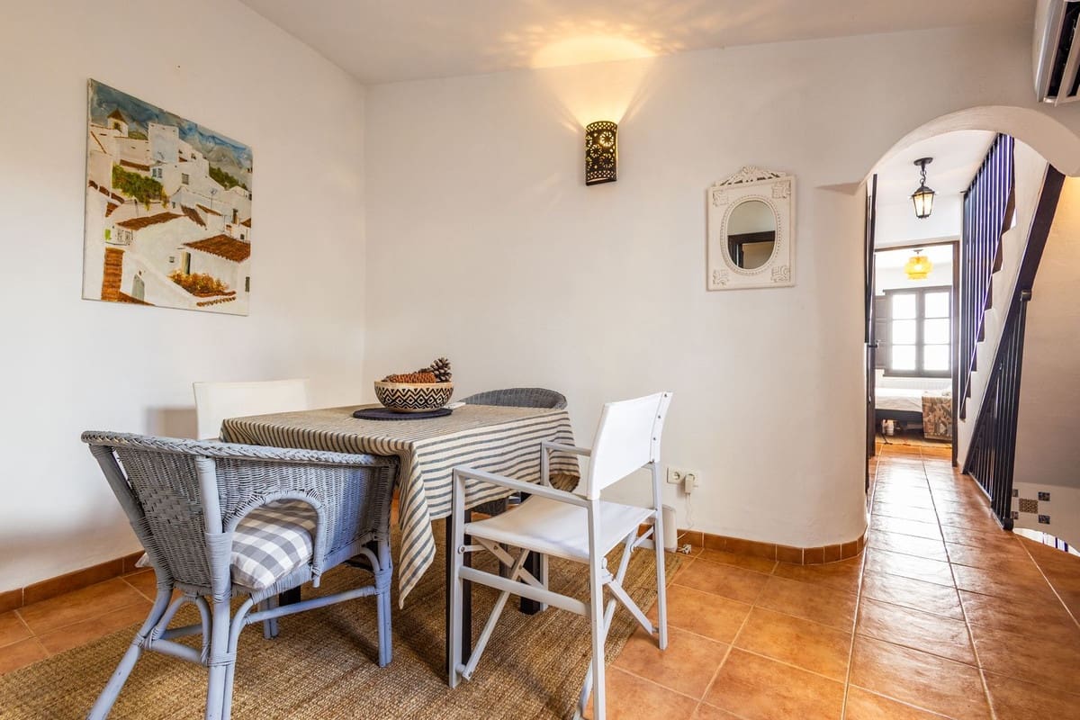 2 sypialnia Dom na sprzedaż w Canillas de Aceituno z garażem - 129 000 € (Ref: 9999392)