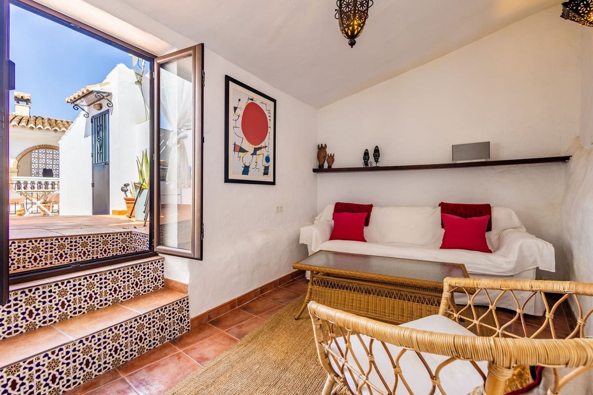 2 sypialnia Dom na sprzedaż w Canillas de Aceituno z garażem - 129 000 € (Ref: 9999392)
