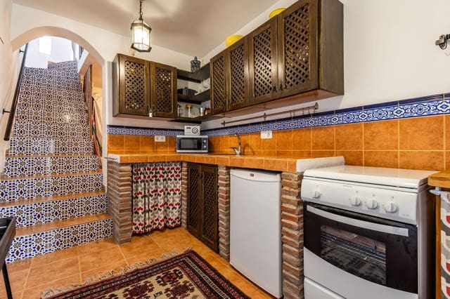 2 sypialnia Dom na sprzedaż w Canillas de Aceituno z garażem - 129 000 € (Ref: 9999392)