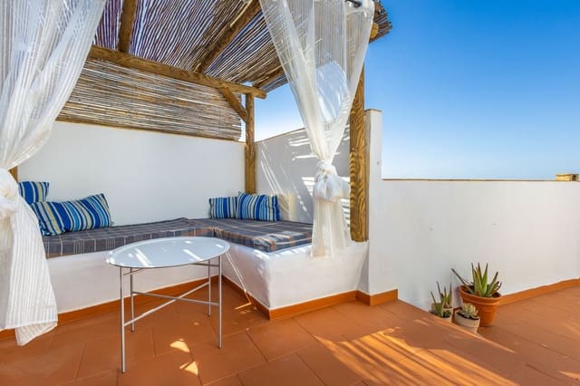 2 bedroom Townhouse for sale in Canillas de Aceituno with garage - € 129,000 (Ref: 9999392)