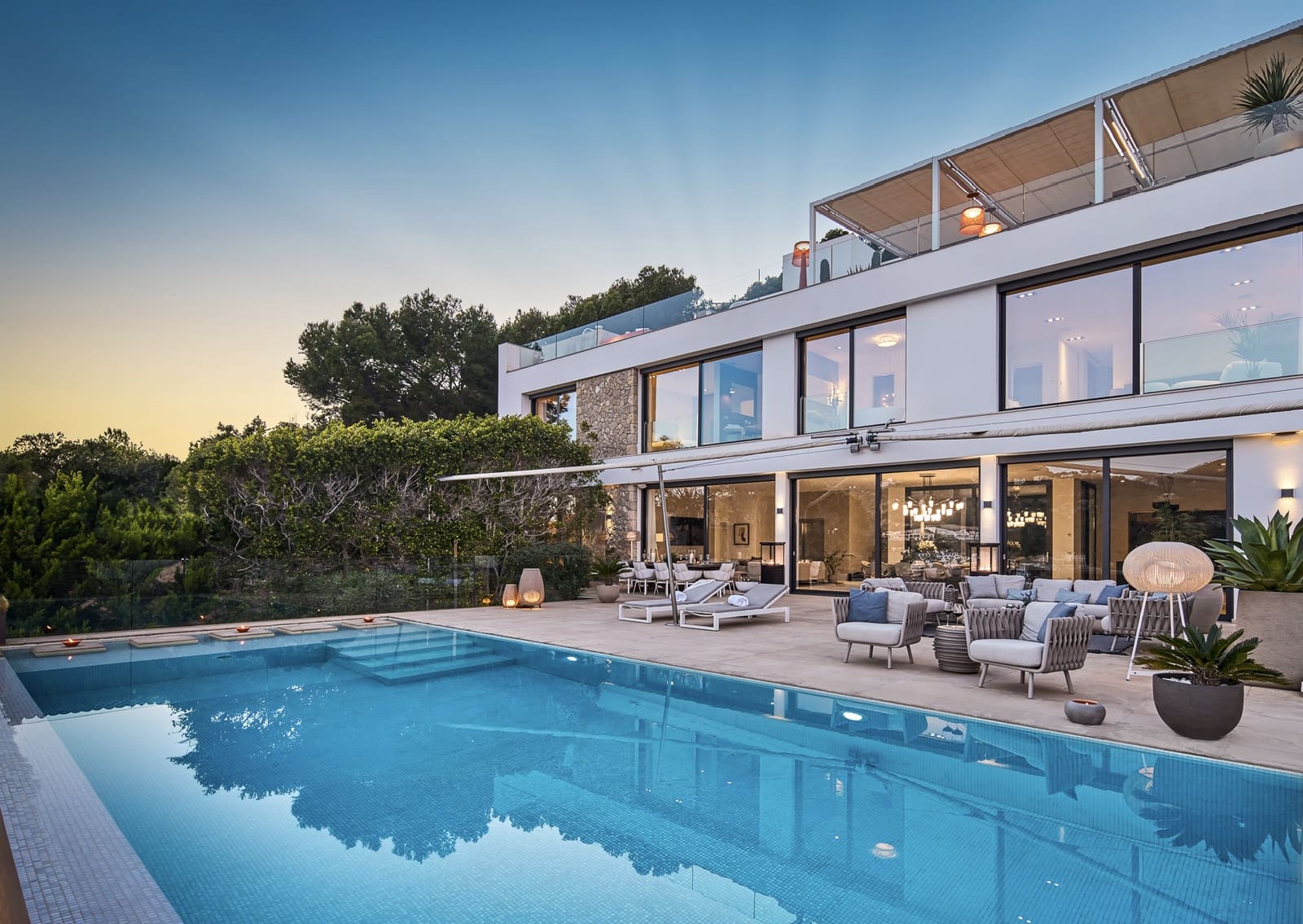 5 soveværelse Villa til salg i Puerto de Andratx med swimmingpool garage - € 16.500.000 (Ref: 9040970)