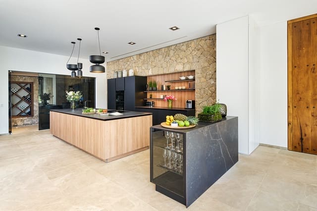 5 soveværelse Villa til salg i Puerto de Andratx, Andratx med swimmingpool garage - € 16.500.000 (Ref: 9040970)