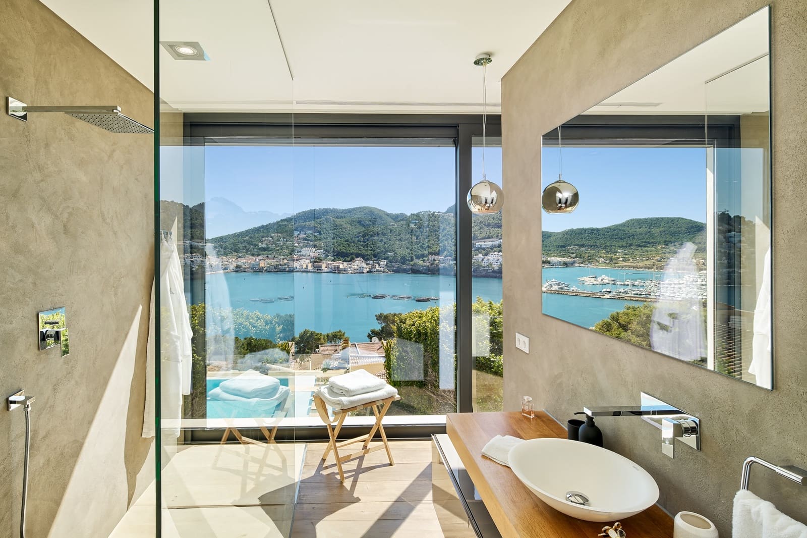 5 soveværelse Villa til salg i Puerto de Andratx med swimmingpool garage - € 16.500.000 (Ref: 9040970)