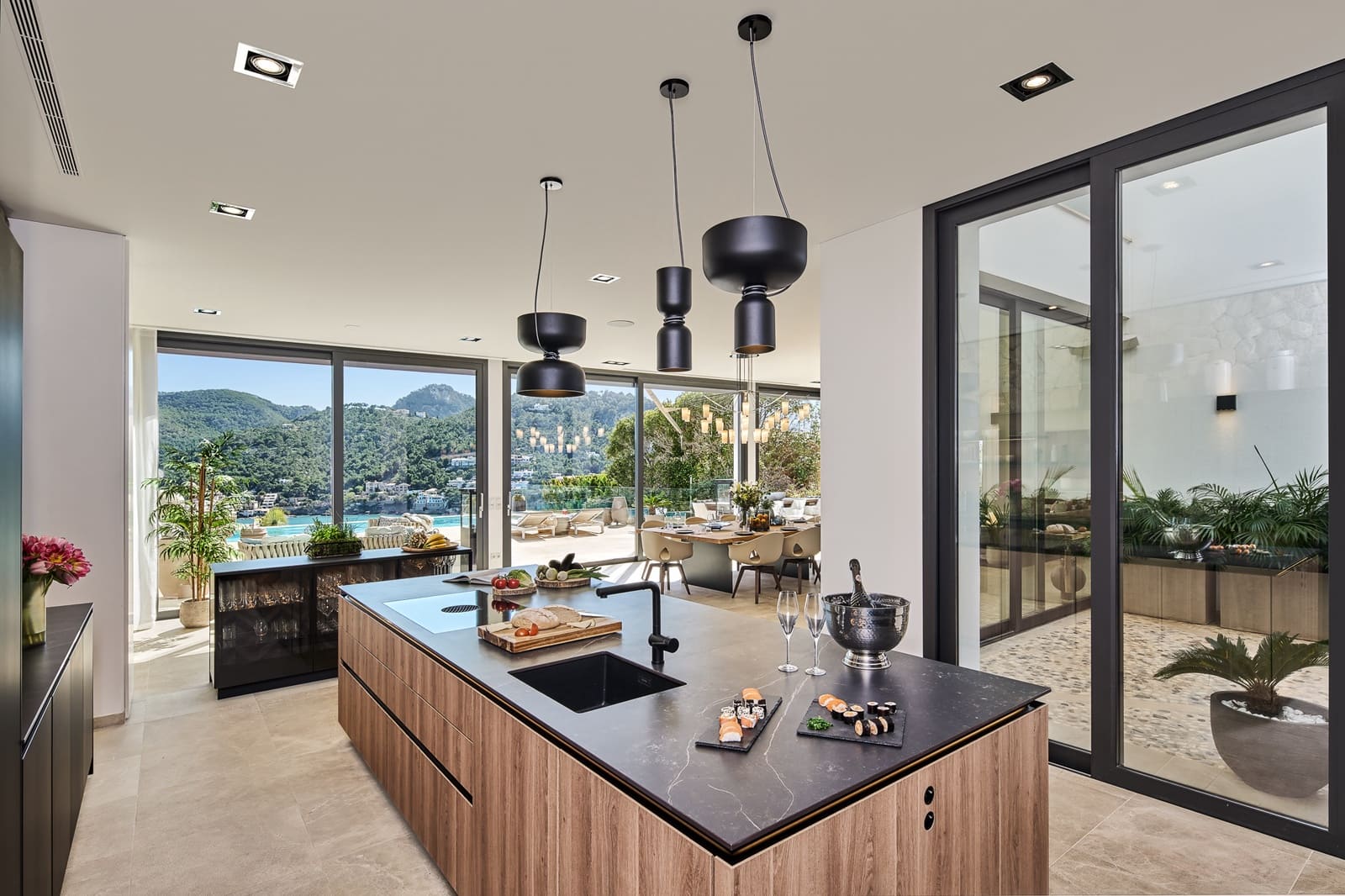 5 soveværelse Villa til salg i Puerto de Andratx med swimmingpool garage - € 16.500.000 (Ref: 9040970)