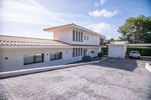 5 quarto Moradia para venda em Sa Cabaneta / La Cabaneta com piscina garagem - 4 950 000 € (Ref: 9040972)