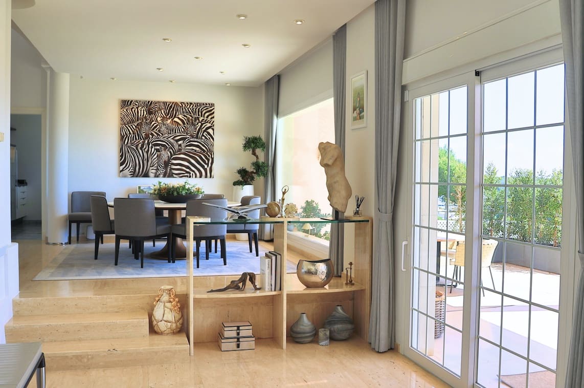 5 soveværelse Villa til salg i Bendinat med swimmingpool garage - € 4.650.000 (Ref: 9040977)