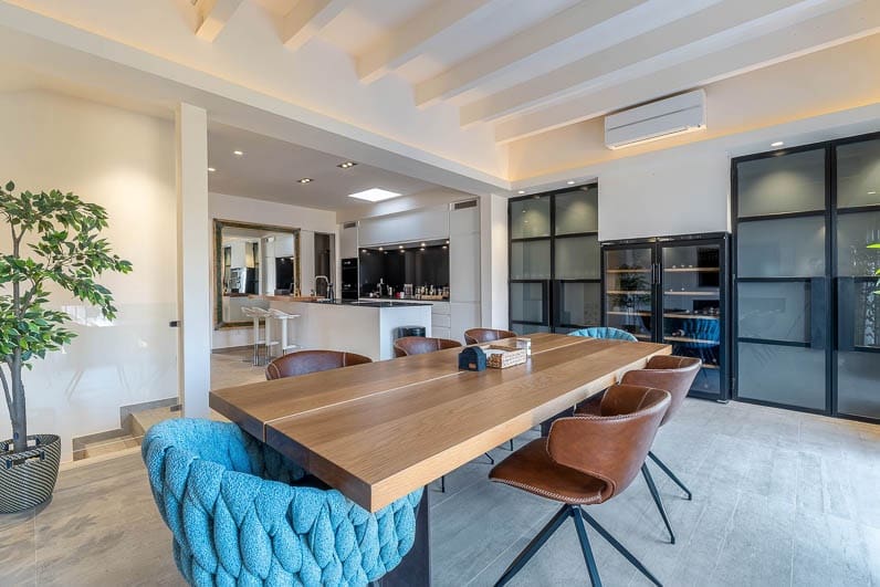 6 soveværelse Byhus til salg i Palma de Mallorca med garage - € 3.450.000 (Ref: 9041085)