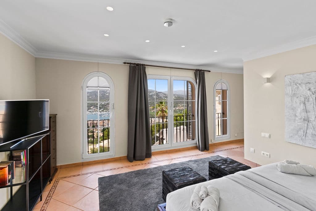 5 sovrum Villa till salu i Puerto de Andratx med pool garage - 8 900 000 € (Ref: 9041089)