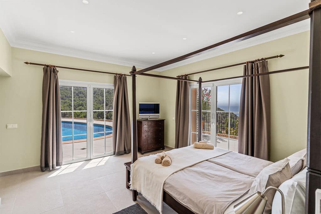 5 sovrum Villa till salu i Puerto de Andratx med pool garage - 8 900 000 € (Ref: 9041089)